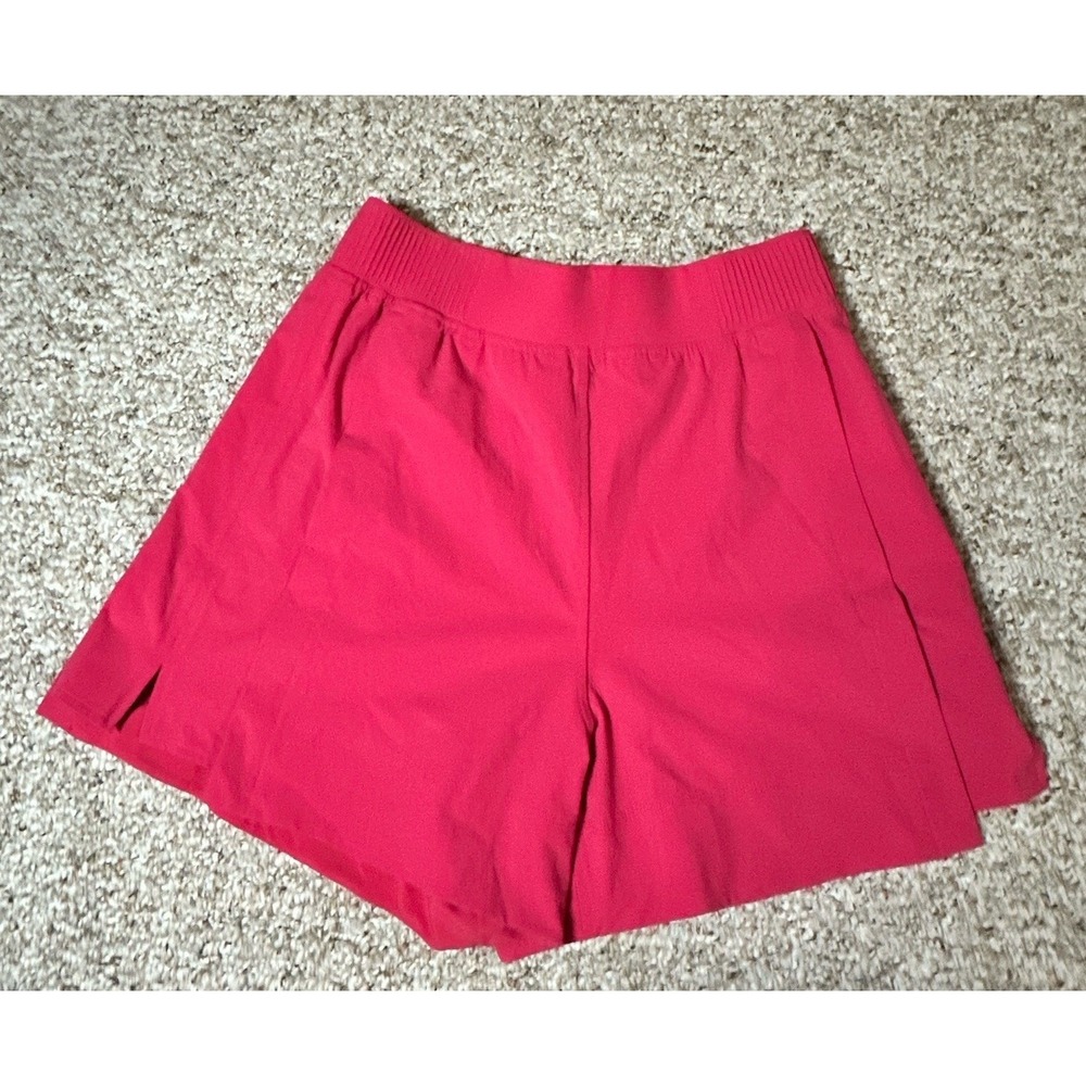 Lululemon Womens Stretch Woven Relaxed Fit High Rise Shorts Cerise Pink Small 4"